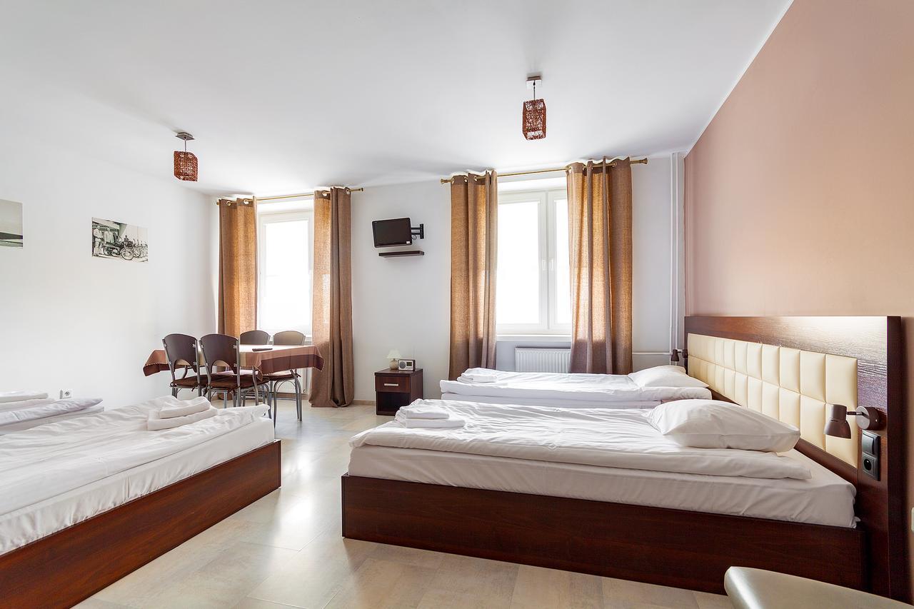 Avion Hotel Swidnik  Exterior photo